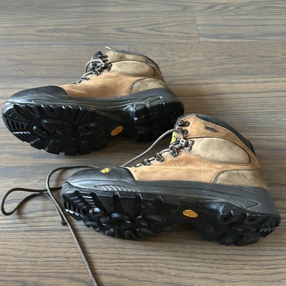 Vasque Men’s Hiking Boots - size 12M - Picture 4 of 5